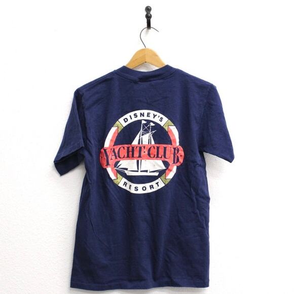 Vintage Disney Yacht Club Resort Florida T Shirt Medium - Picture 1 of 8